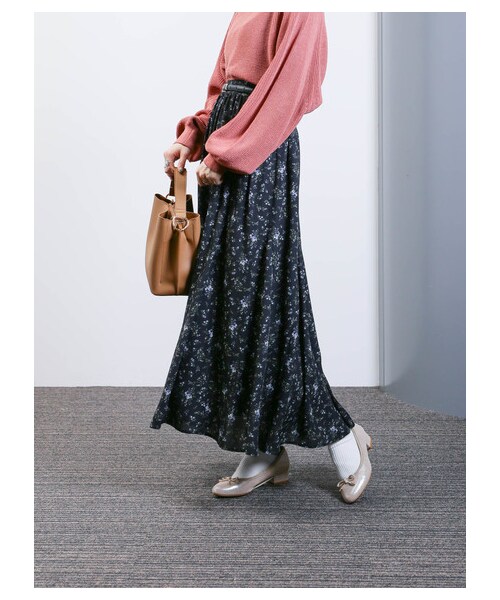 earth music&ecology（アースミュージックアンドエコロジー）の「綺麗フレアスカート(パターン)（スカート・ブラック/ピンク/ドット/フラワーブラック/フラワー/ドットブラック・F）」の18枚目の写真