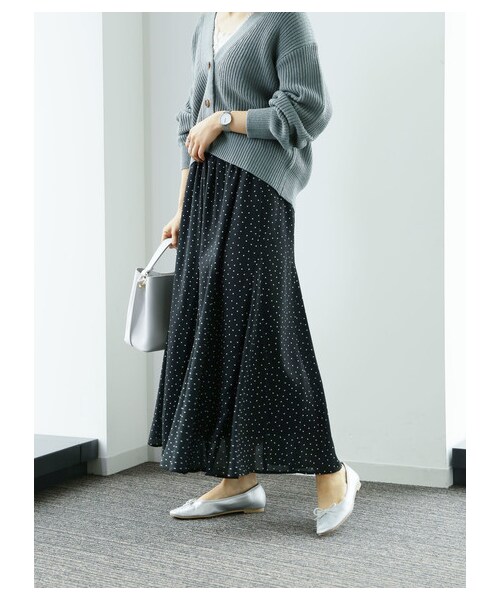 earth music&ecology（アースミュージックアンドエコロジー）の「綺麗フレアスカート(パターン)（スカート・ブラック/ピンク/ドット/フラワーブラック/フラワー/ドットブラック・F）」の9枚目の写真