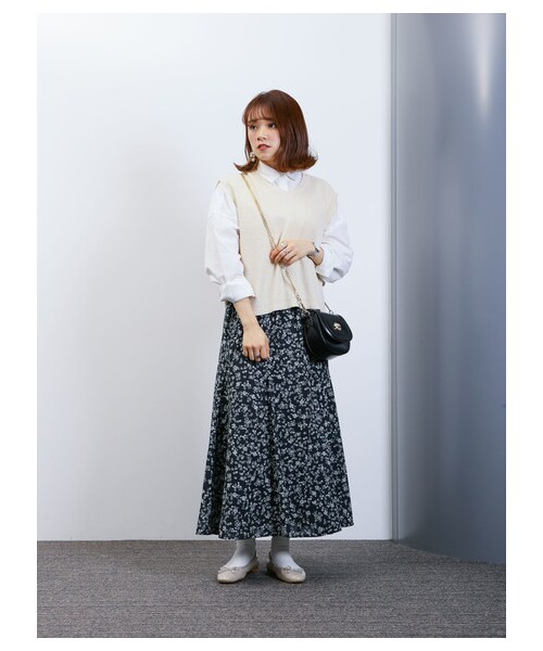 earth music&ecology（アースミュージックアンドエコロジー）の「綺麗フレアスカート(パターン)（スカート・ブラック/ピンク/ドット/フラワーブラック/フラワー/ドットブラック・F）」の17枚目の写真