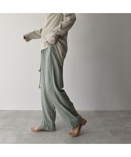 Lavish Gate（ラヴィッシュゲート）の「nh-bottoms-02057　ルーズワイドイージーサテンパンツ　ミントグリーン（その他パンツ・レディース・その他）」の7枚目の写真