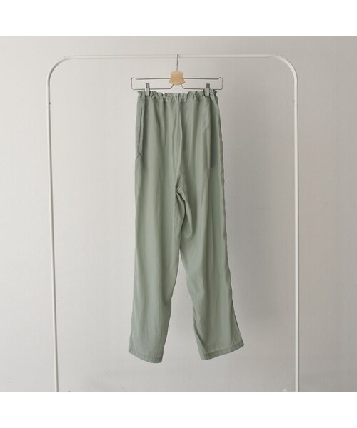 Lavish Gate（ラヴィッシュゲート）の「nh-bottoms-02057　ルーズワイドイージーサテンパンツ　ミントグリーン（その他パンツ・レディース・その他）」の12枚目の写真