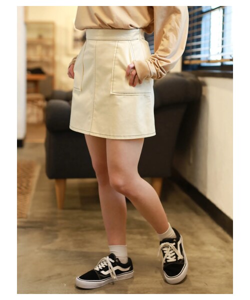 E hyphen world gallery（イーハイフンワールドギャラリー）の「ツイルベイカーミニスカート（スカート・アイボリー/ブラック/ピンク・F）」の21枚目の写真