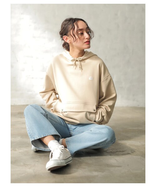 E hyphen world gallery（イーハイフンワールドギャラリー）の「【先行予約】Lee フレアパンツ（パンツ・ライトインディゴ/ミディアムインディゴ・S/M）」の6枚目の写真