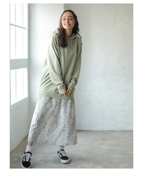 E hyphen world gallery（イーハイフンワールドギャラリー）の「【FILA】プルパーカー（トップス・ピンク/ベージュ/グリーン・F）」の3枚目の写真