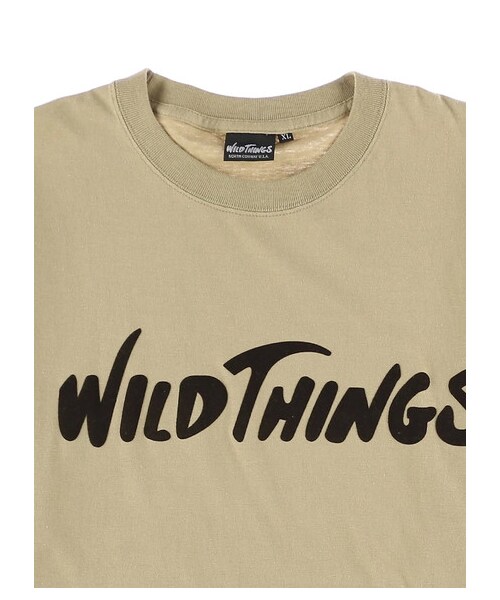 E hyphen world gallery（イーハイフンワールドギャラリー）の「【先行予約】Ehwg×WILD THINGS別注Tシャツ（トップス・オフホワイト/チャコールグレー/カーキ/ラベンダー・F）」の5枚目の写真