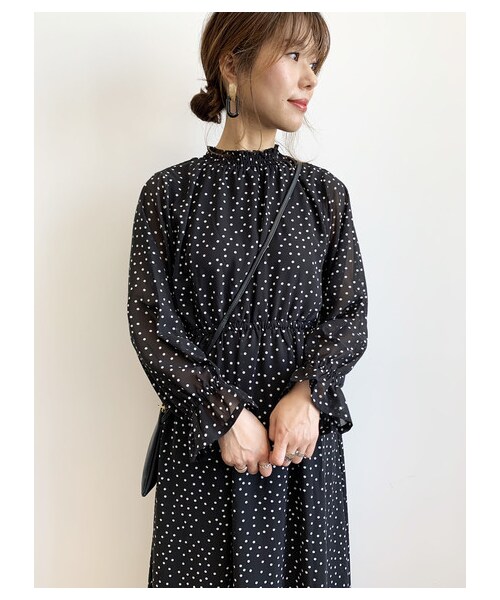 E hyphen world gallery BonBon - ドットシフォンハイネックブラウス E hyphen world gallery BonBon - シースルードットシャツの通販