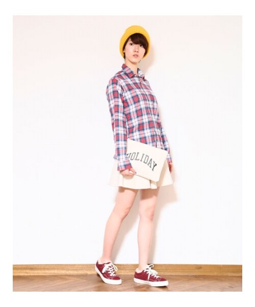 HOLIDAY(ホリデイ)の「【予約商品】COLLEGE CLUCH BAG(バッグ・レディース・BURGUNDY/BLACK/NAVY・ONE SIZE)」の8枚目の写真