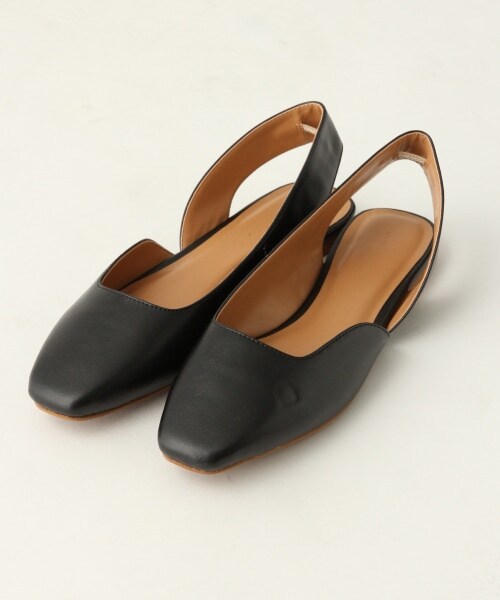 A part by（アパートバイ）の「アシメフラットシューズ（シューズ・ナチュラル/ブラック）」の2枚目の写真