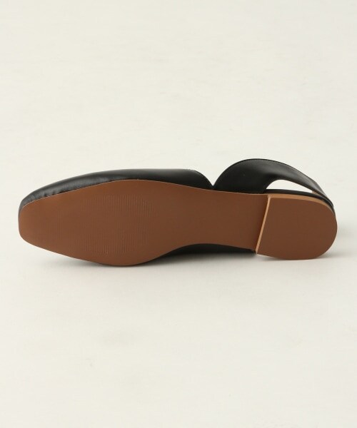A part by（アパートバイ）の「アシメフラットシューズ（シューズ・ナチュラル/ブラック）」の6枚目の写真