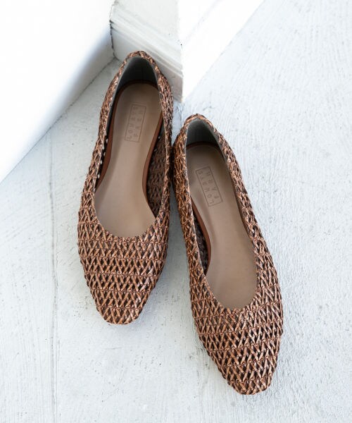 LOWRYS FARM（ローリーズファーム）の「メッシュフラットシューズ（シューズ・ブラック/ブラウン）」の2枚目の写真