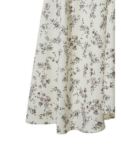 31 Sons de mode（トランテアン　ソン　ドゥ　モード）の「【SALE】フラワープリントワンピース（ワンピース/ドレス・レディース・オフホワイト/ライトグリーン/ブラック・36/38）」の14枚目の写真