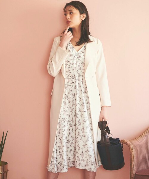 31 Sons de mode（トランテアン　ソン　ドゥ　モード）の「【SALE】フラワープリントワンピース（ワンピース/ドレス・レディース・オフホワイト/ライトグリーン/ブラック・36/38）」の2枚目の写真