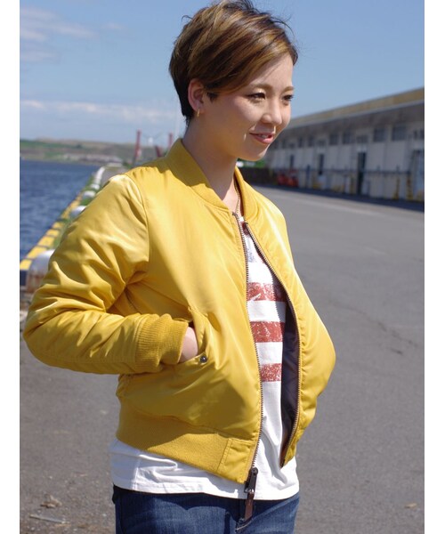 AVIREX(アヴィレックス)の「LADIES MA-1 LIGHT ZONE(ジャケット/アウター・レディース・BLACK/NAVY/YELLOW/SAGE・S/M)」の11枚目の写真