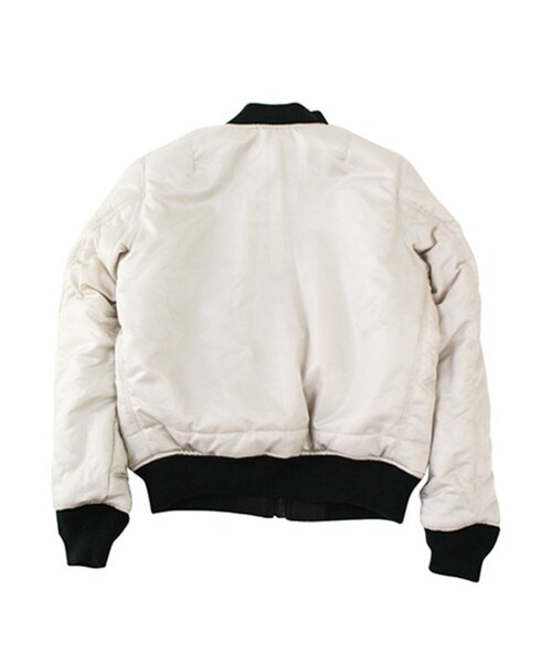 AVIREX(アヴィレックス)の「LADIES MA-1 LIGHT ZONE(ジャケット/アウター・レディース・BLACK/NAVY/YELLOW/SAGE・S/M)」の5枚目の写真