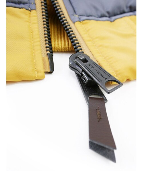 AVIREX(アヴィレックス)の「LADIES MA-1 LIGHT ZONE(ジャケット/アウター・レディース・BLACK/NAVY/YELLOW/SAGE・S/M)」の19枚目の写真