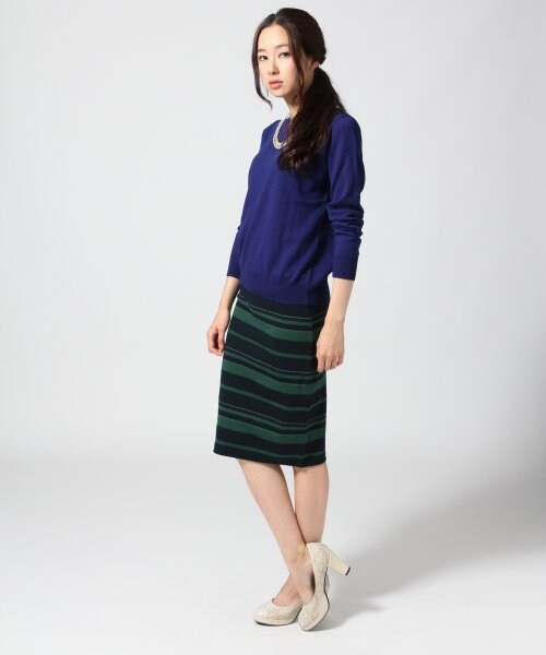 GLOBAL WORK(グローバルワーク)の「カットペンシルスカート14FW(スカート・レディース・ブラック09/ワインレッド38/ネイビー×グリーンボーダー88・S/M/L)」の6枚目の写真