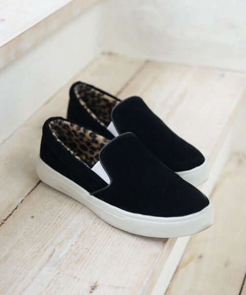 GLOBAL WORK（グローバルワーク）の「【WEB先行予約】ファースリッポン（シューズ・レディース・ヘリンボン01/ブラック09/グリッターブラック10/グリッターシルバー12・Ｓ(22～22.5cm)/Ｍ(23～23.5cm)/Ｌ(24～24.5cm)）」の2枚目の写真