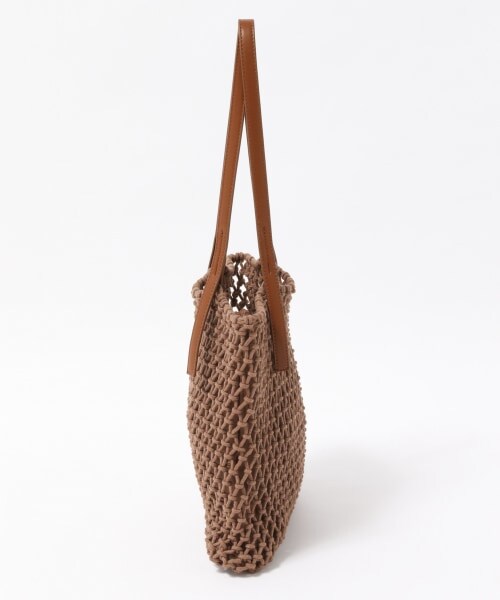 LOWRYS FARM（ローリーズファーム）の「キンチャクツキマクラメトート（バッグ・アイボリー/ベージュ/ブラウン）」の6枚目の写真