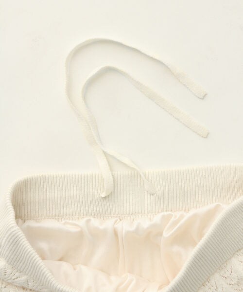 A part by（アパートバイ）の「スカシアミニットパンツ/WEB先行予約（パンツ・ナチュラル/ブラック/ベージュ）」の14枚目の写真