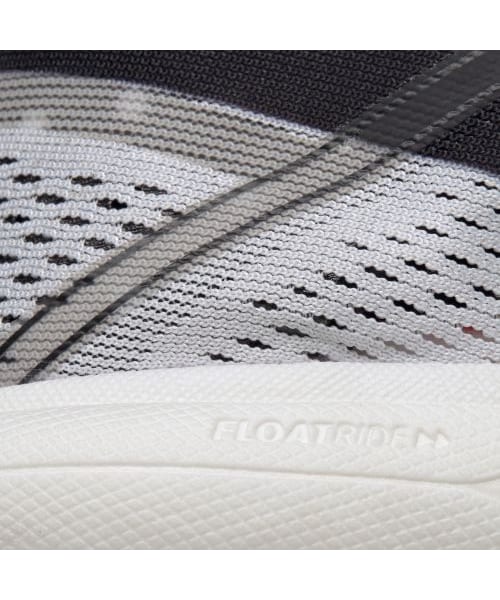 Reebok（リーボック）の「フロートライド ラン ファスト プロ / Floatride Run Fast Pro Shoes（その他・ブラック/ホワイト/ホワイト(EF7871)/ブラック/シアン/ホワイト/レッド(DV6793)）」の10枚目の写真