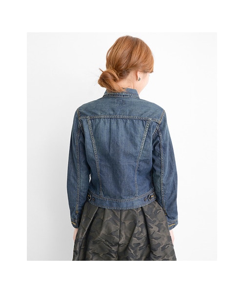 URBAN RESEARCH ROSSO WOMEN（アーバンリサーチ　ロッソ）の「ROSSO×Lee　Denim Jacket（ジャケット/アウター・レディース・INDIGO/LIGHT.INDIGO・FREE）」の10枚目の写真