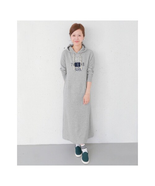 URBAN RESEARCH DOORS(アーバンリサーチドアーズ)の「Champion×DOORS フーデッドスウェットマキシワンピース(ワンピース/ドレス・レディース・GREY/OATMEAL・M)」の6枚目の写真