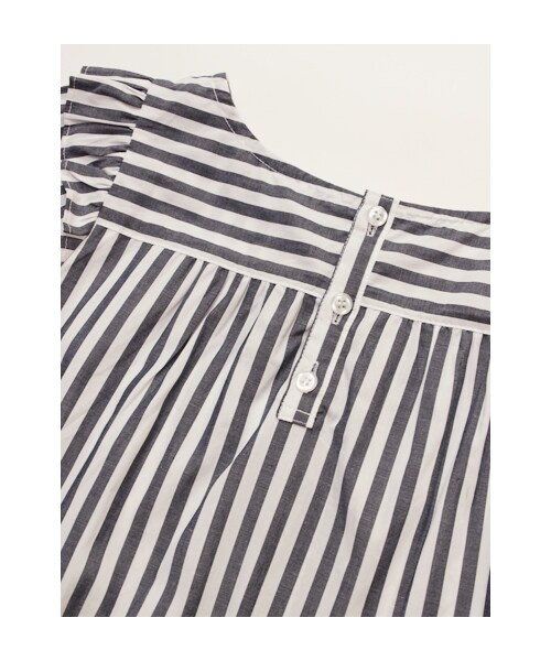 w closet(ダブルクローゼット)の「先染めストライプ袖フリルプルオーバー(トップス・レディース・オフホワイト×ブルー/オフホワイト×ブラック・FREE)」の7枚目の写真