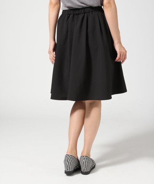 LEPSIM(レプシィム)の「【NEW ARRIVAL】TR/Aラインフレアスカート(スカート・レディース・アイボリー/ブラック/グレー/グリーン・M/L)」の6枚目の写真