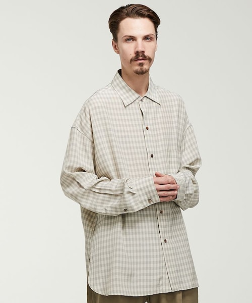 LIDNM（リドム）の「SUPER SIZE CHECK SHIRT（シャツ/ブラウス・メンズ・ベージュ系・FREE）」の5枚目の写真
