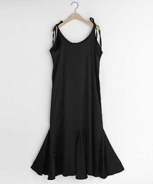 DHOLIC（ディーホリック）の「ショルダータイフレアワンピース（ワンピース・レディース・ベージュ/ブラック/レッド・FREE）」の2枚目の写真