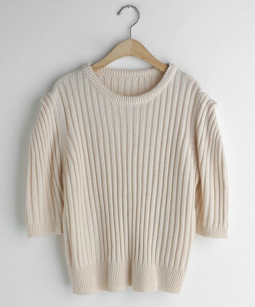 DHOLIC（ディーホリック）の「ハーフパフスリーブリブニット（ニット/セーター・レディース・グリーン/ベージュ/イエロー/ブルー・FREE）」の2枚目の写真