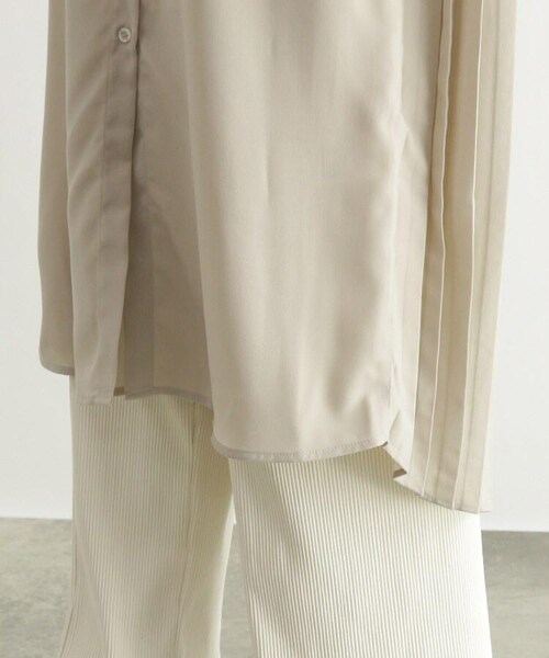 OZOC（オゾック）の「[洗える]バックプリーツシャツワンピース（ワンピース/ドレス・レディース・カーキ(027)/ナチュラル(050)/キャメル(041)・38(M)）」の12枚目の写真