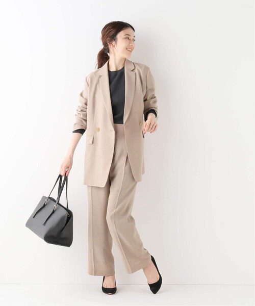 IENA(イエナ)の「ウールクレープ シャーククロップドパンツ◆(パンツ・ベージュ/34/在庫あり/36/38/40)」の5枚目の写真
