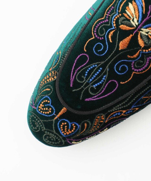 Needles（ニードルス）の「Velvet Mule-Papillon Embroidery