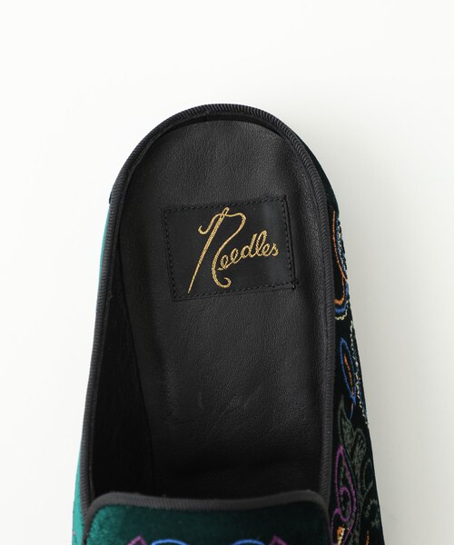 Needles（ニードルス）の「Velvet Mule-Papillon Embroidery