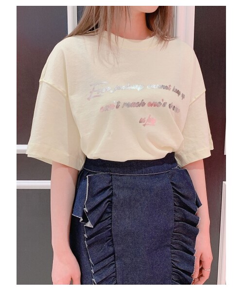 lilLilly(リルリリー)の「メタリックプリントTシャツ(トップス・レディース・WHITE/YELLOW/BLACK・FREE)」の9枚目の写真