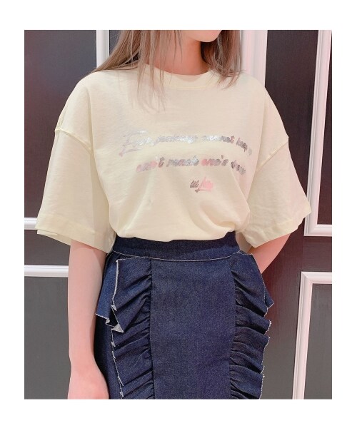 lilLilly(リルリリー)の「メタリックプリントTシャツ(トップス・レディース・WHITE/YELLOW/BLACK・FREE)」の3枚目の写真