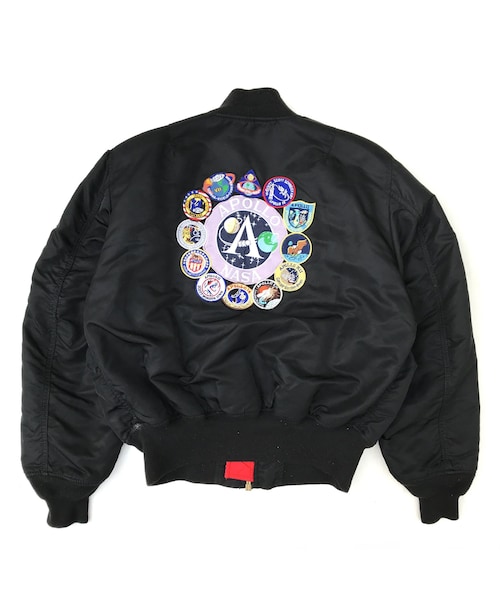 Eddie Bauer（エディーバウアー）の「Alpha Industries / MA-1 Jacket