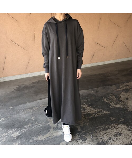 copine（コピン）の「【期間限定価格！】裾スリットフレアデザイン！ゆったりロングパーカーワンピース(3color)（ワンピース・レディース・その他）」の12枚目の写真