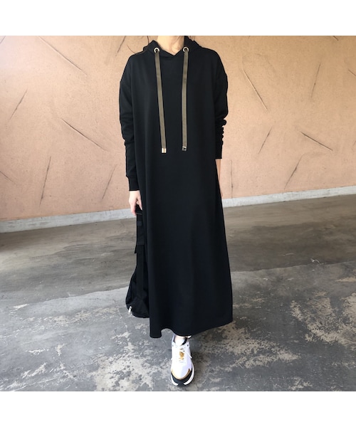 copine（コピン）の「【期間限定価格！】裾スリットフレアデザイン！ゆったりロングパーカーワンピース(3color)（ワンピース・レディース・その他）」の2枚目の写真