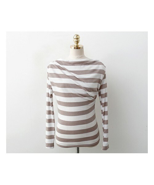 fd style（エフディ スタイル）の「ドレープボートネックボーダーTシャツ（Tシャツ/カットソー・レディース・핑크/베이지/블랙・F(44-66)）」の3枚目の写真