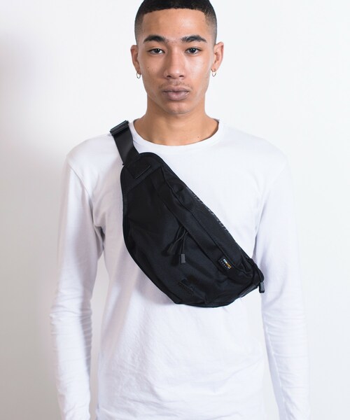 DEVICE（デバイス）の「【STARTER BLACK LABEL】DEVICE別注 CORDURAナイロンウエストバッグ W（ボディバッグ/ウエストポーチ・レディース・ホワイト/ブラック/イエロー・FREE）」の2枚目の写真