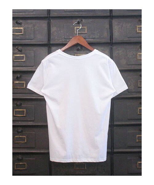 LEATA(リータ)の「LEATA V-NECK SHORT SLEEVE WHITE(その他・メンズ・기타・M/L/XL)」の2枚目の写真