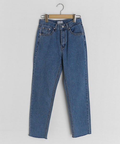 DHOLIC（ディーホリック）の「テーパードカットデニムパンツ（デニムパンツ・レディース・ブルー/その他・S/M/L）」の2枚目の写真