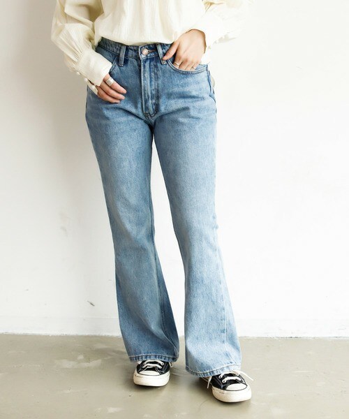 Auntie Rosa Holiday（アンティローザホリデー）の「ブーツカットデニム（デニムパンツ・レディース・その他/ブルー・M/L）」の2枚目の写真