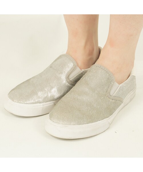 DAILY NEWS(デイリーニュース)の「Cry.(その他・メンズ・グレー/ブルー/シルバー/ベージュマルチ・22.5cm/23.5cm/24.5cm/26.5cm/27.5cm)」の1枚目の写真