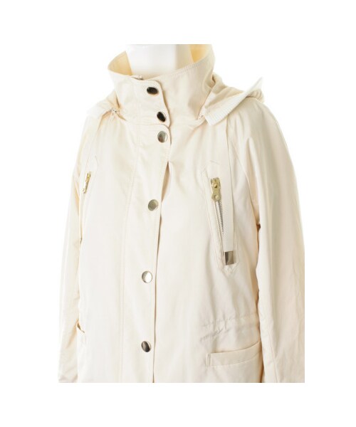 31 Sons de mode（トランテアン　ソン　ドゥ　モード）の「≪ポイント10倍≫ボアライナー付ナイロンショートブルゾン《予約アイテム》（コート・レディース・ネイビー/オフホワイト/カーキグリーン・３６/３８）」の9枚目の写真