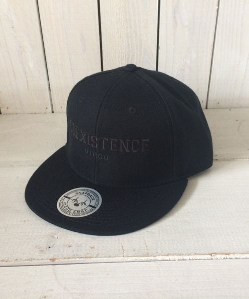 VIRGOwearworks（ヴァルゴウェアワークス）の「COEXISTENCE CAP [直営店限定] キャップ（帽子・メンズ・BLK/BLK/BLK/WHT）」の2枚目の写真