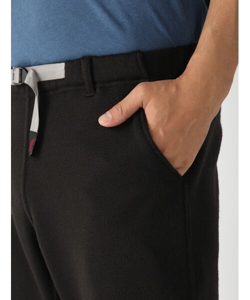 BEAVER（ビーバー）の「GRAMICCI/FLEECE NARROW RIB PANTS（パンツ・メンズ・BLACK/GREY/BEIGE・S/M/L）」の6枚目の写真