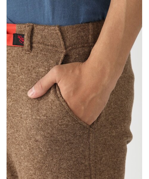 BEAVER（ビーバー）の「GRAMICCI/FLEECE NARROW RIB PANTS（パンツ・メンズ・BLACK/GREY/BEIGE・S/M/L）」の20枚目の写真